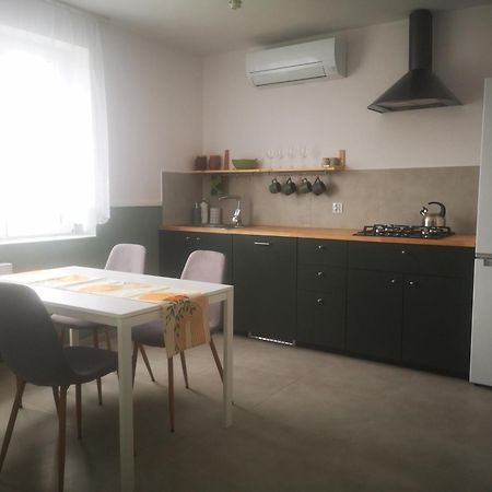 Apartamenty Mewa 雷瓦 外观 照片